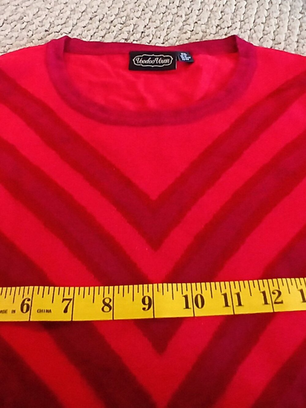 V-Pattern Contrast Sweater
